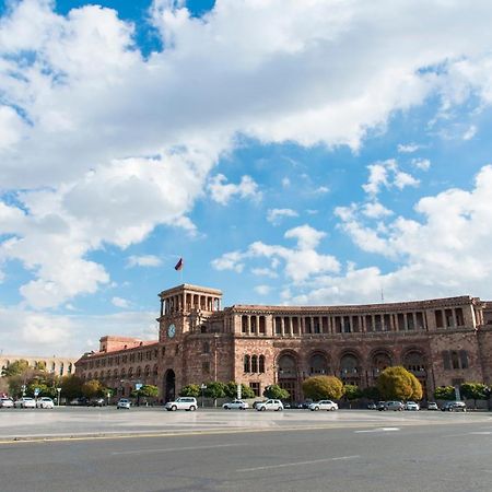 Umba Apartment N1 Yerevan Bagian luar foto