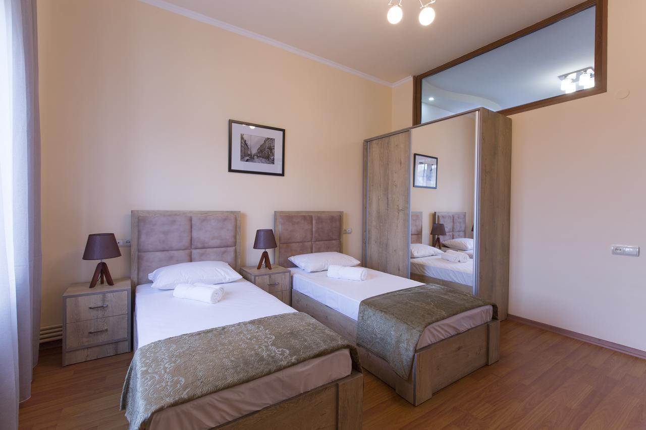Umba Apartment N1 Yerevan Bagian luar foto
